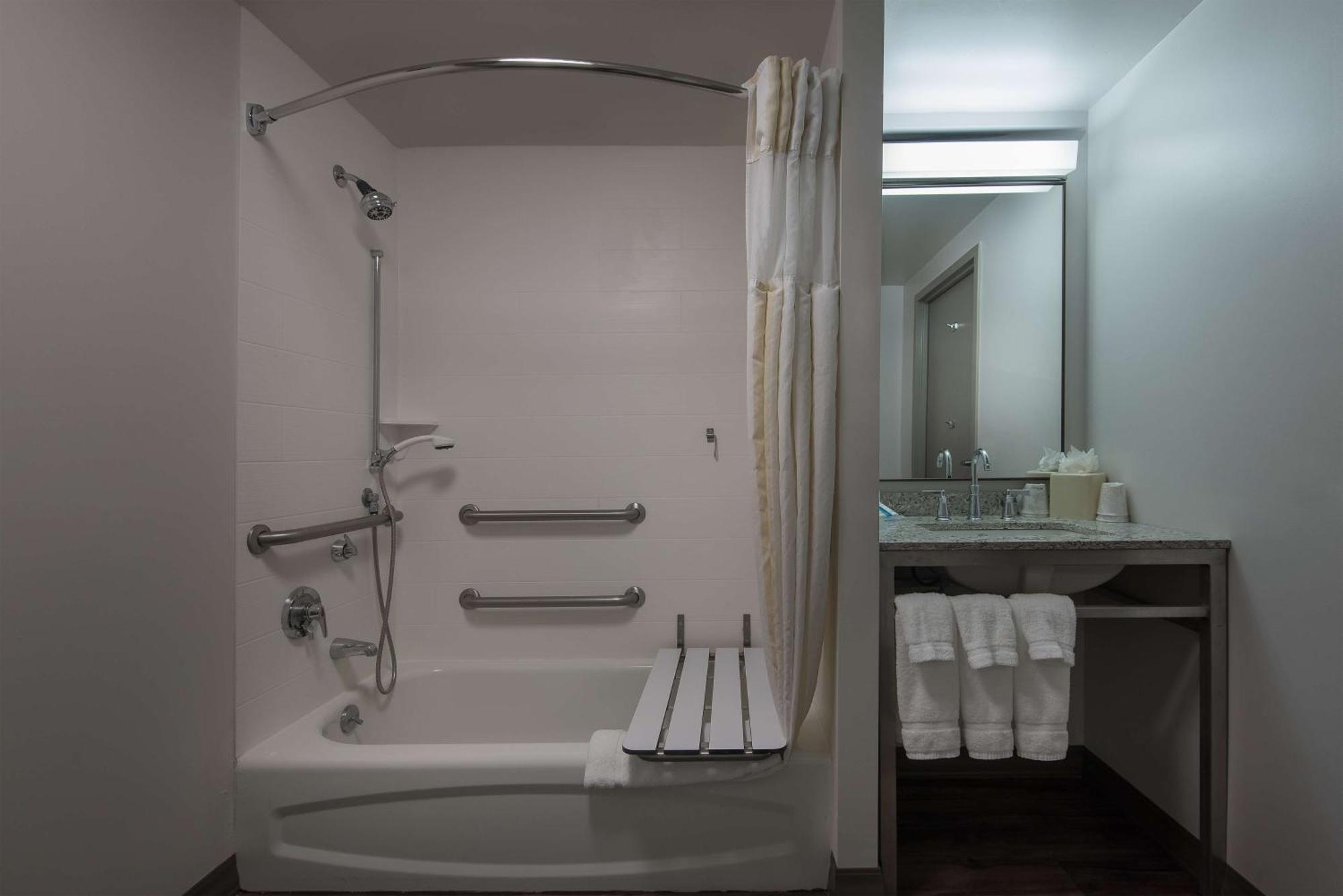 Hilton Garden Inn Owings Mills Bagian luar foto
