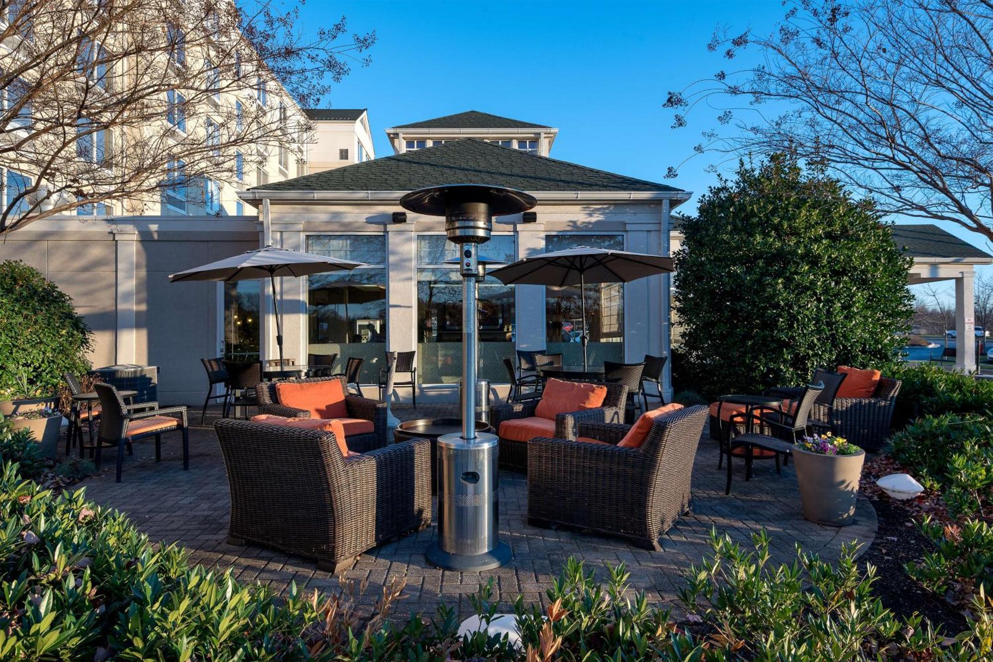 Hilton Garden Inn Owings Mills Bagian luar foto